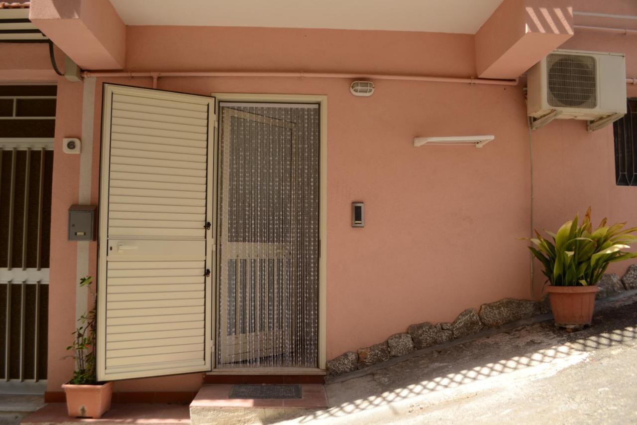 Casa Mare Naxos Flat - Home Holiday Джардини Наксос Екстериор снимка